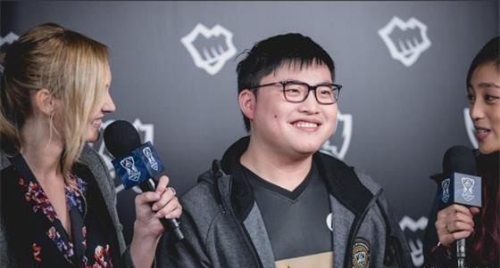 与赫罗纳的