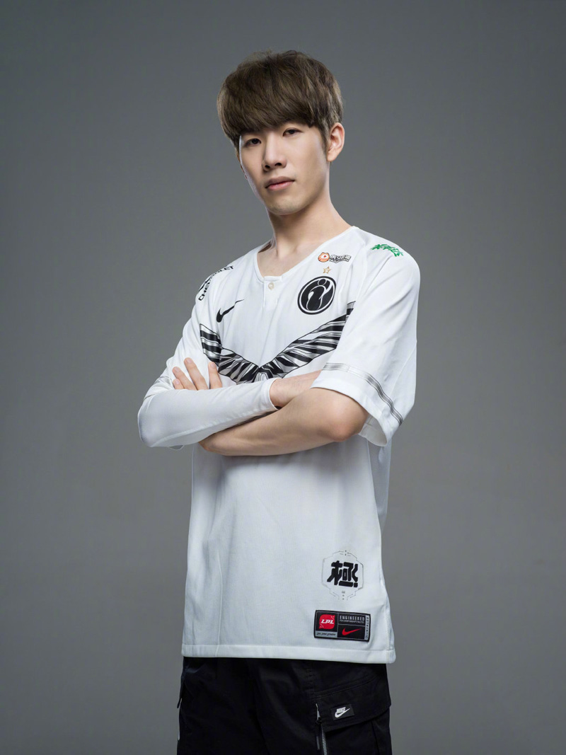 了强硬霸气 了强硬霸气