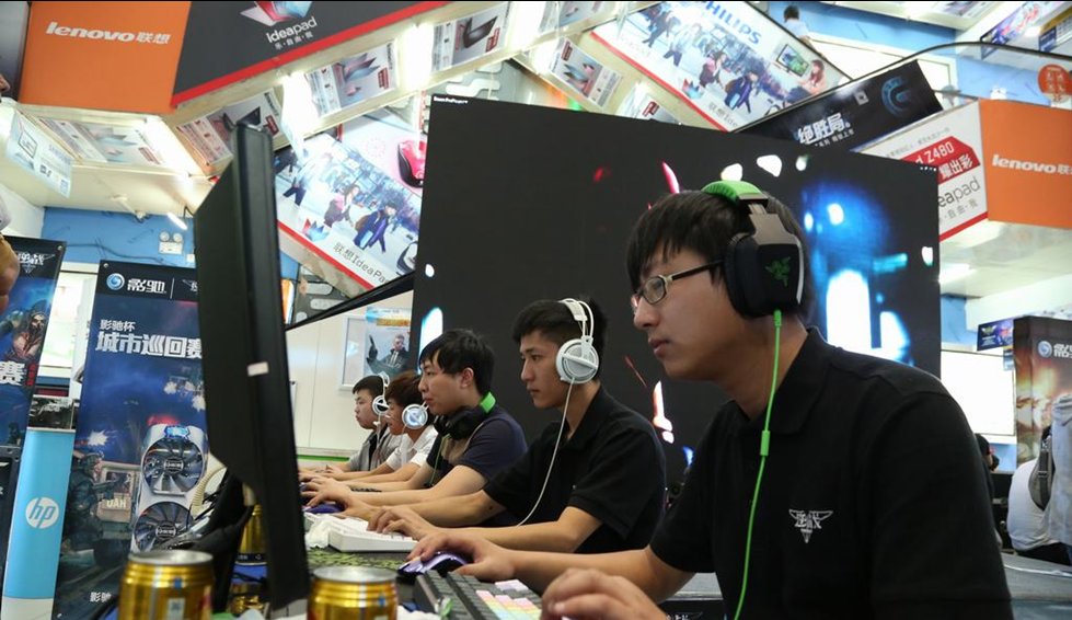 到狭小的进 到狭小的进